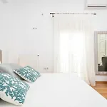 My Island Homes And Apartament *