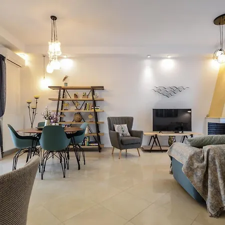 아파트 My Island Homes And Naxos City